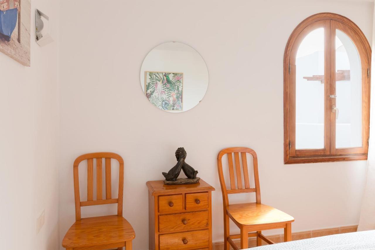Daruma Apartments 2-Bedroom Duplex With Sea Views Коста Тегисе Екстериор снимка