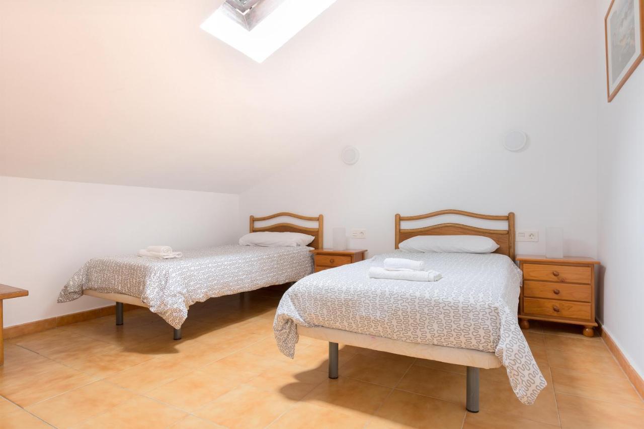 Daruma Apartments 2-Bedroom Duplex With Sea Views Коста Тегисе Екстериор снимка