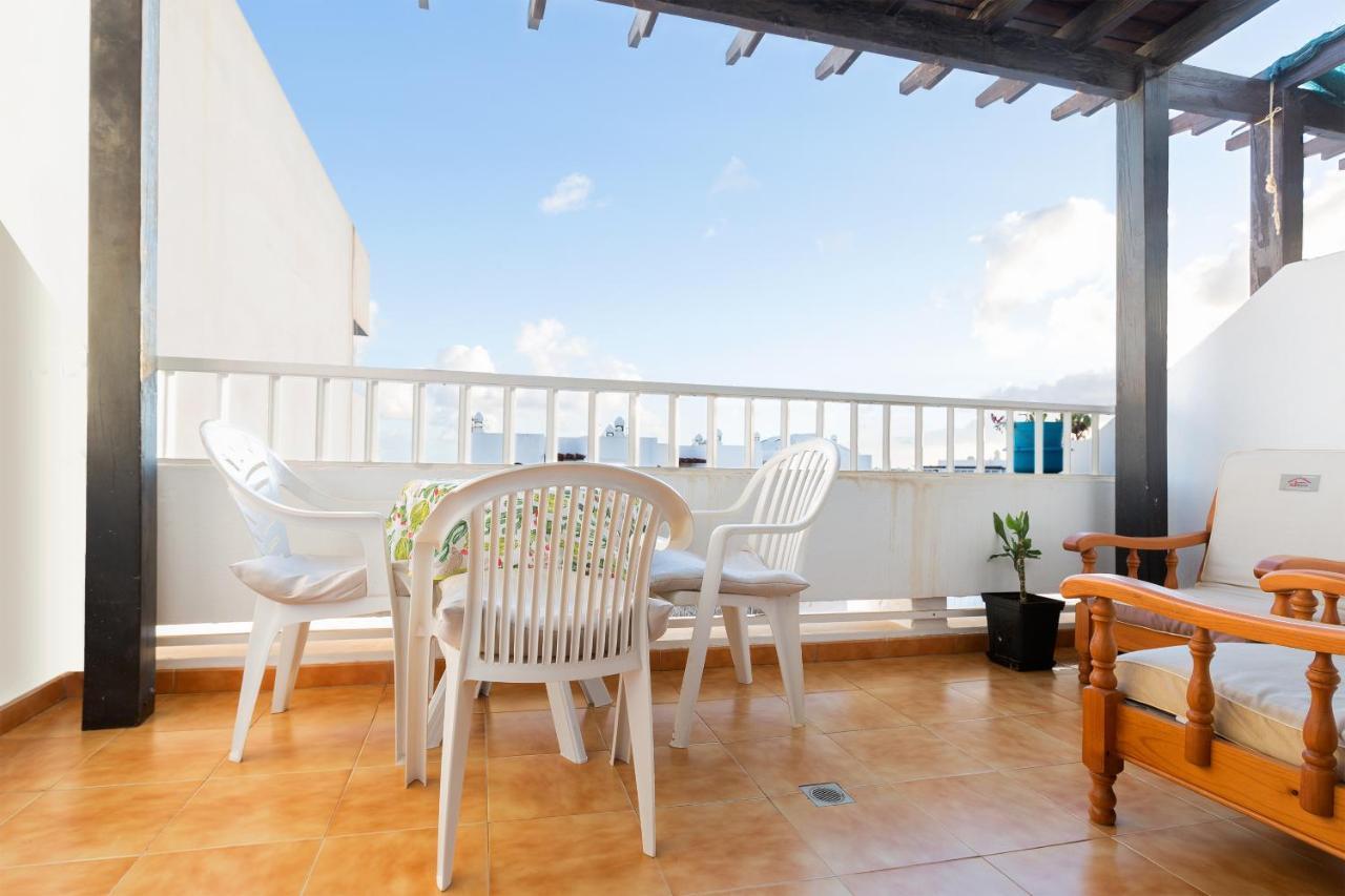 Daruma Apartments 2-Bedroom Duplex With Sea Views Коста Тегисе Екстериор снимка